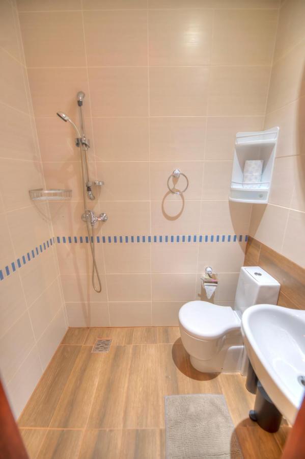 Enormous 3bedrooms Seafront With Balcony Pdeh1-1 Appartement Sliema