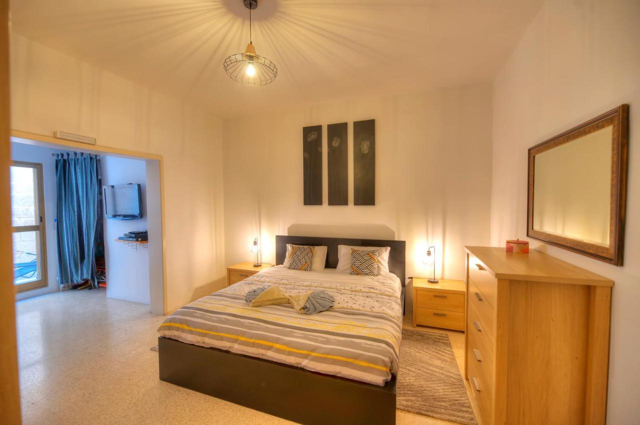 Enormous 3bedrooms Seafront With Balcony Pdeh1-1 Appartement